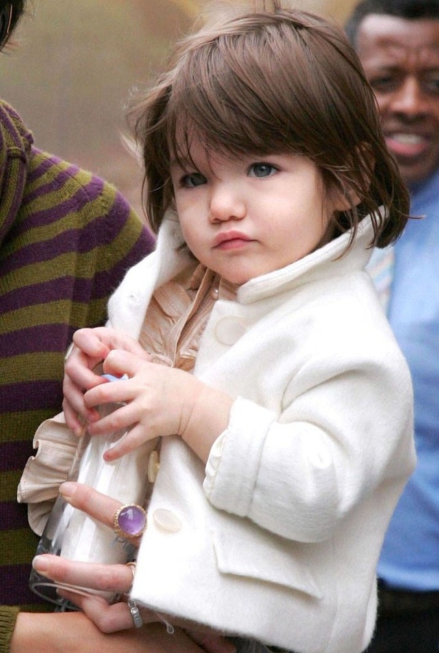 Cuộc sống hiện tại của Suri Cruise - con gái ruột duy nhất của Tom Cruise - 4 Cuộc sống hiện tại của Suri Cruise - con gái ruột duy nhất của Tom Cruise - 4
