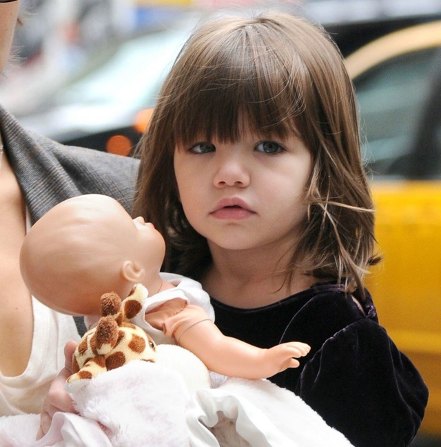 Cuộc sống hiện tại của Suri Cruise - con gái ruột duy nhất của Tom Cruise - 2 Cuộc sống hiện tại của Suri Cruise - con gái ruột duy nhất của Tom Cruise - 2