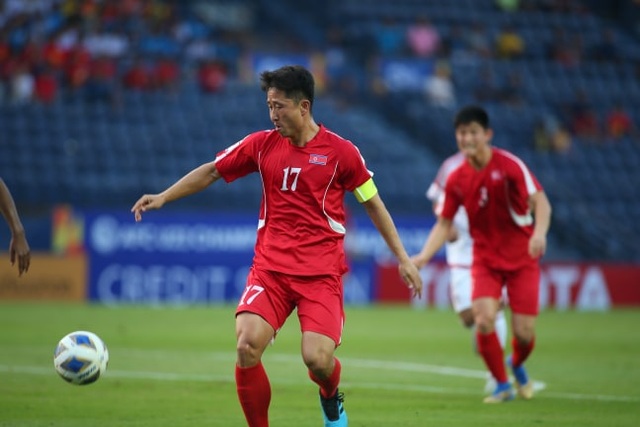 U23 UAE 2-0 U23 Triều Tiên: Khác biệt lớn ở khâu dứt điểm - 2 U23 UAE 2-0 U23 Triều Tiên: Khác biệt lớn ở khâu dứt điểm - 2