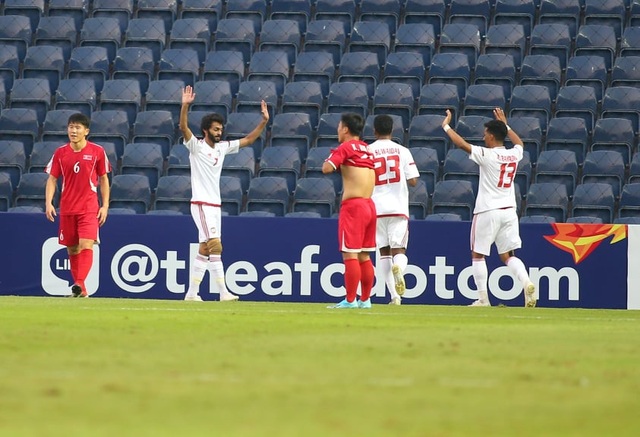 U23 UAE 2-0 U23 Triều Tiên: Khác biệt lớn ở khâu dứt điểm - 9 U23 UAE 2-0 U23 Triều Tiên: Khác biệt lớn ở khâu dứt điểm - 9