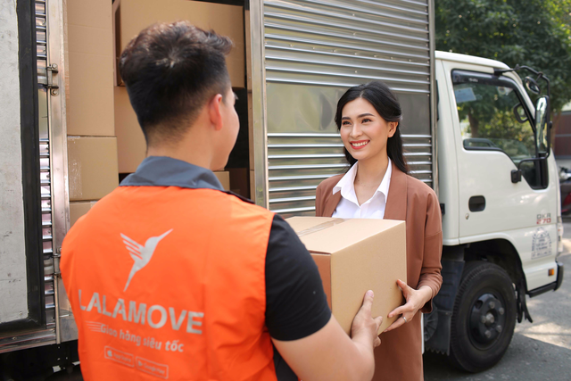 Làm sao để việc giao hàng bằng xe tải cũng “dễ nhai” như xe máy? - 4 Làm sao để việc giao hàng bằng xe tải cũng “dễ nhai” như xe máy? - 4