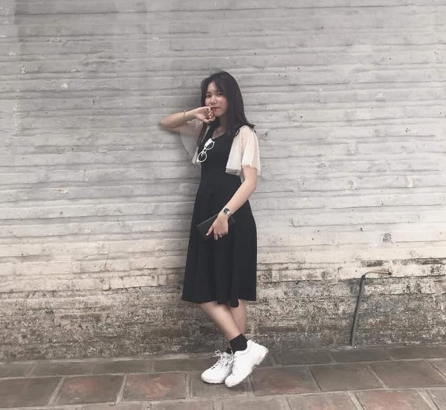 Nữ sinh 17 tuổi gây sửng sốt khi chọn lối đi... cải lương - 10 Nữ sinh 17 tuổi gây sửng sốt khi chọn lối đi... cải lương - 10