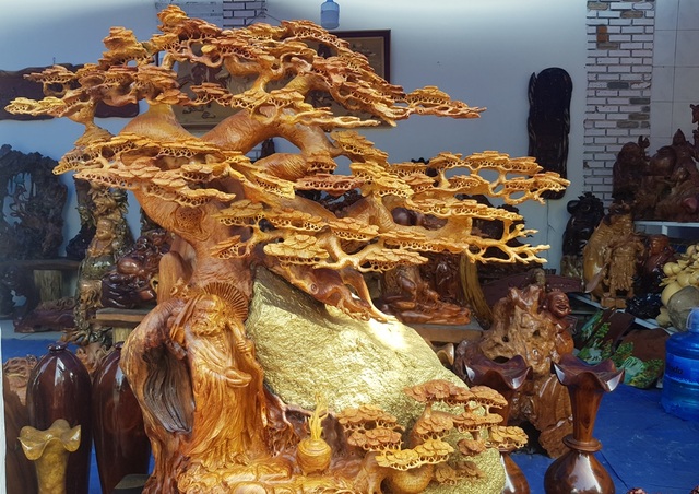 Đồ mỹ nghệ đổ bộ xuống phố phục vụ nhu cầu sắm Tết - 4 Đồ mỹ nghệ đổ bộ xuống phố phục vụ nhu cầu sắm Tết - 4