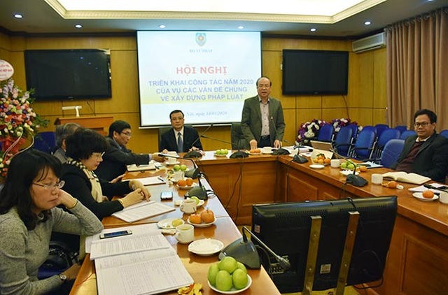 Khó xử lý trách nhiệm người ban hành văn bản trái luật! - 1 Khó xử lý trách nhiệm người ban hành văn bản trái luật! - 1