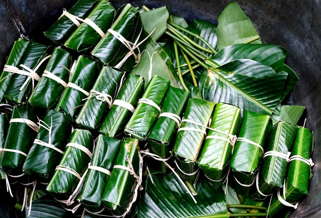 Nhà trường mua gần 1 tấn gạo gói bánh chưng cho học sinh - 5 Nhà trường mua gần 1 tấn gạo gói bánh chưng cho học sinh - 5