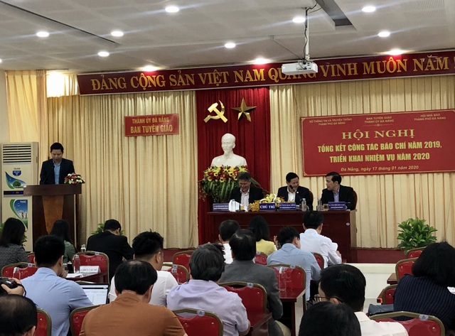 Vẫn còn sở, ngành ngại báo chí, ngại cung cấp thông tin - 2 Vẫn còn sở, ngành ngại báo chí, ngại cung cấp thông tin - 2