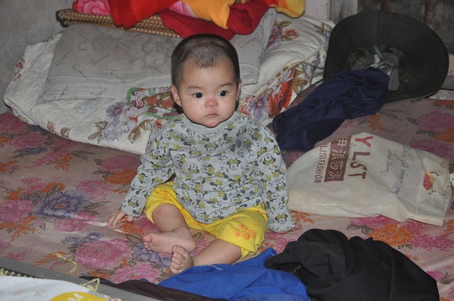 Người mẹ nghèo suy thận mơ có hộp sữa cho con được bạn đọc giúp đỡ gần 138 triệu đồng - 1 Người mẹ nghèo suy thận mơ có hộp sữa cho con được bạn đọc giúp đỡ gần 138 triệu đồng - 1