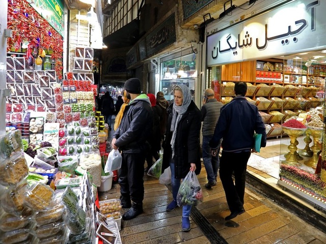 Vì sao nền kinh tế Iran đủ chống đỡ trước đòn trừng phạt của Mỹ?