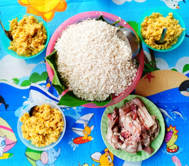 Thầy trò vùng cao cùng nấu bánh chưng tặng học sinh nghèo đón Tết - 2 Thầy trò vùng cao cùng nấu bánh chưng tặng học sinh nghèo đón Tết - 2