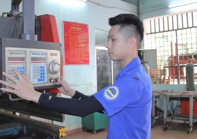 Những “sinh viên 5 tốt” đất võ Bình Định - 2 Những “sinh viên 5 tốt” đất võ Bình Định - 2