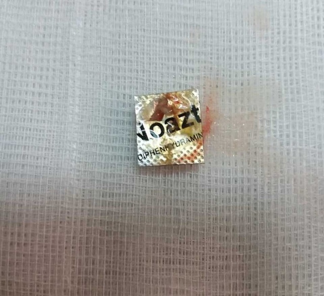Cảnh báo tai nạn uống thuốc còn nguyên vỉ ở người già - 2 Cảnh báo tai nạn uống thuốc còn nguyên vỉ ở người già - 2