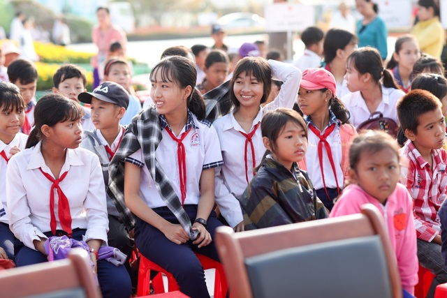 Kiên Giang cho học sinh nghỉ học 1 tuần, nhiều tỉnh khác chờ ý kiến Bộ GDĐT - 1 Kiên Giang cho học sinh nghỉ học 1 tuần, nhiều tỉnh khác chờ ý kiến Bộ GDĐT - 1