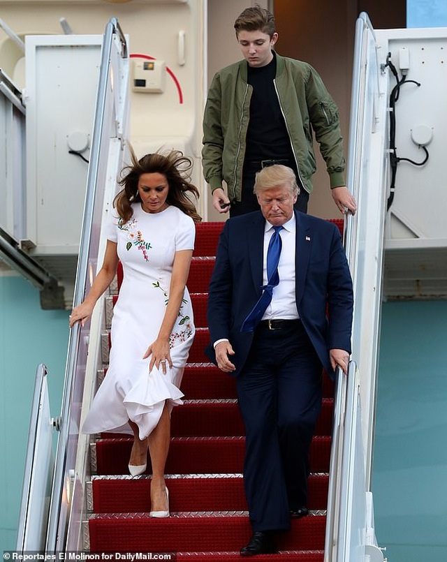 Ngoại hình nổi bật, quý tử nhà Trump được ví như tổng thống tương lai