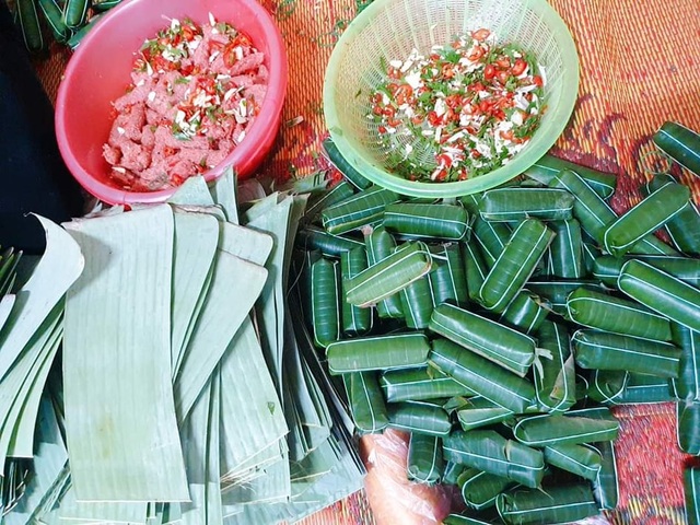 Phố làm nem chua “chạy nước rút” ngày cuối năm - 6 Phố làm nem chua “chạy nước rút” ngày cuối năm - 6