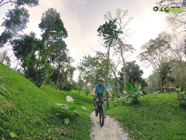 Khám phá đường xe đạp địa hình trong rừng nguyên sinh đầu tiên tại Việt Nam - 2