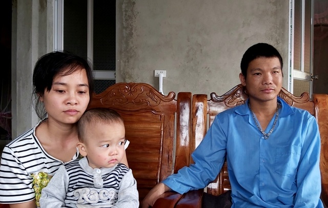 Xót xa người mẹ nghèo muốn cho con quả thận nhưng lấy đâu tiền ghép? - 1 Xót xa người mẹ nghèo muốn cho con quả thận nhưng lấy đâu tiền ghép? - 1