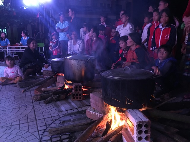 Tết sớm nơi biên giới của những người lính mang quân hàm xanh - 6 Tết sớm nơi biên giới của những người lính mang quân hàm xanh - 6