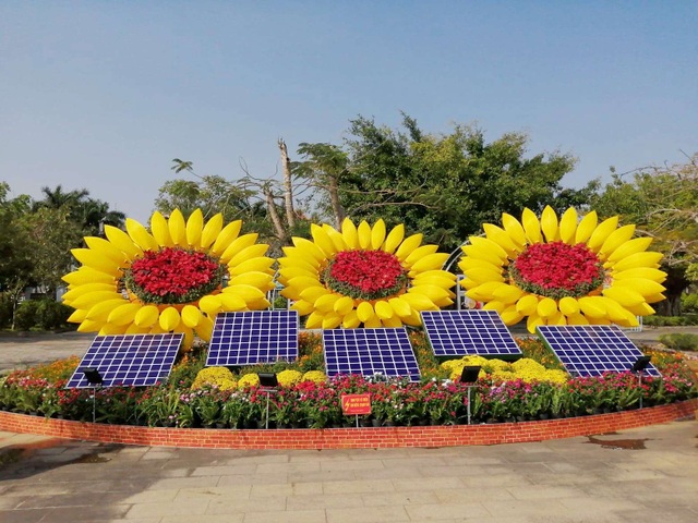 Đẹp mắt tiểu cảnh chào năm mới 2020 trên Quảng trường lớn nhất ĐBSCL - 11 Đẹp mắt tiểu cảnh chào năm mới 2020 trên Quảng trường lớn nhất ĐBSCL - 11