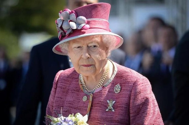 Nữ hoàng Elizabeth “bật đèn xanh” cho Brexit, rút Anh khỏi EU