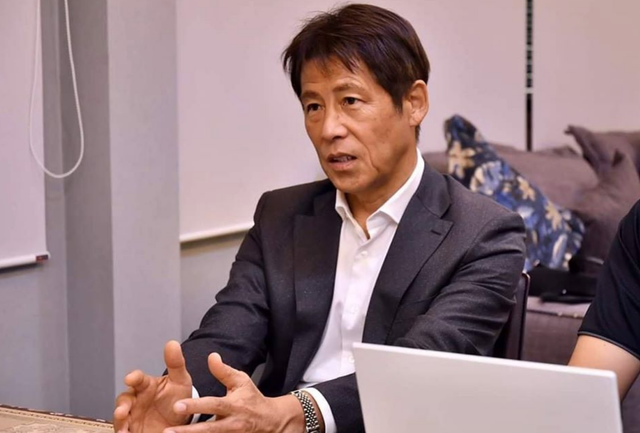 HLV Nishino đặt mục tiêu toàn thắng tại vòng loại World Cup 2022 - 1 HLV Nishino đặt mục tiêu toàn thắng tại vòng loại World Cup 2022 - 1