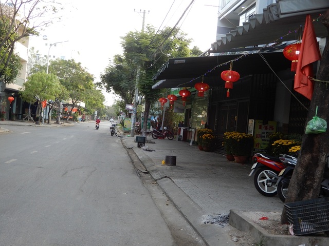 Đường phố Đà Nẵng dịu dàng sáng mùng 1 Tết - 2 Đường phố Đà Nẵng dịu dàng sáng mùng 1 Tết - 2