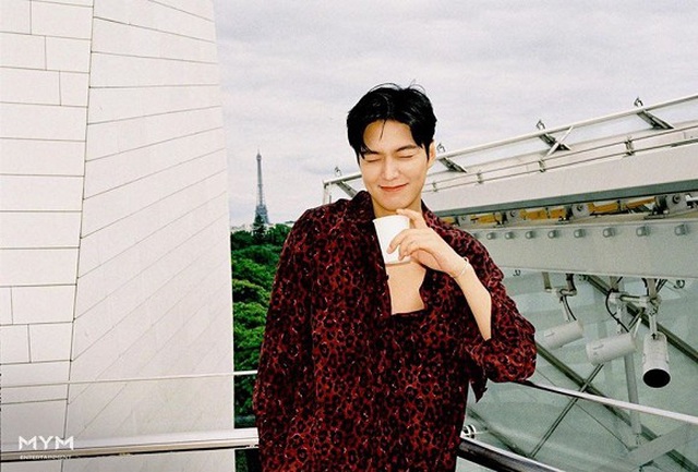 Ngất ngây trước loạt ảnh đời thường của mỹ nam Lee Min Ho - 5 Ngất ngây trước loạt ảnh đời thường của mỹ nam Lee Min Ho - 5