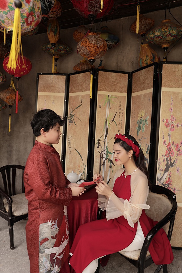 “Mẹ đơn thân” Trương Quỳnh Anh tiết lộ đón Tết như “chạy show” - 4 “Mẹ đơn thân” Trương Quỳnh Anh tiết lộ đón Tết như “chạy show” - 4