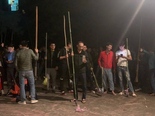 Đêm Giao thừa, cả làng chạy thật nhanh đưa “lửa Thánh” về nhà - 1 Đêm Giao thừa, cả làng chạy thật nhanh đưa “lửa Thánh” về nhà - 1