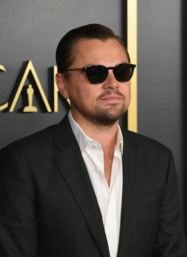 Brad Pitt lịch lãm dự tiệc Oscar - 6 Brad Pitt lịch lãm dự tiệc Oscar - 6
