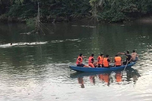 Một phụ nữ chết đuối ngày mùng 4 Tết khi đi hái cam - 1 Một phụ nữ chết đuối ngày mùng 4 Tết khi đi hái cam - 1