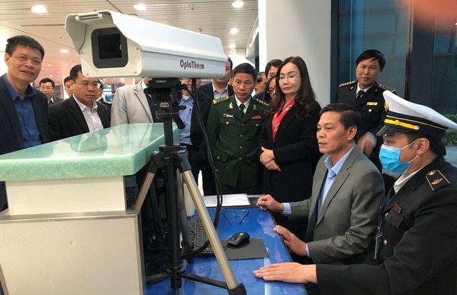 Hải Phòng: Theo dõi 2 trường hợp nghi nhiễm virus corona - 1 Hải Phòng: Theo dõi 2 trường hợp nghi nhiễm virus corona - 1