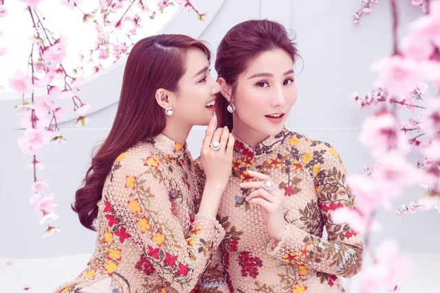 Nhã Phương “trốn” chồng đón tuổi 30 cùng Diễm My 9X - 3 Nhã Phương “trốn” chồng đón tuổi 30 cùng Diễm My 9X - 3