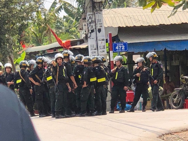 Cho phép tiêu diệt nghi can bắn chết 4 người ở TPHCM - 13 Cho phép tiêu diệt nghi can bắn chết 4 người ở TPHCM - 13