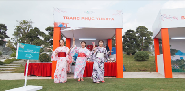 Bắt gặp nhóm bạn thân hotgirl của An Japan tại xứ sở anh đào giữa lòng Hà Nội - 2 Bắt gặp nhóm bạn thân hotgirl của An Japan tại xứ sở anh đào giữa lòng Hà Nội - 2