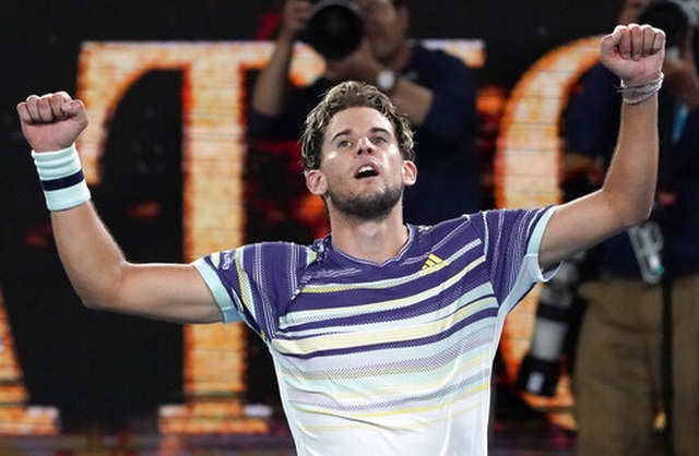 Australian Open: Ngược dòng hạ Zverev, Thiem sẽ tranh cúp bạc với Djokovic - 1 Australian Open: Ngược dòng hạ Zverev, Thiem sẽ tranh cúp bạc với Djokovic - 1