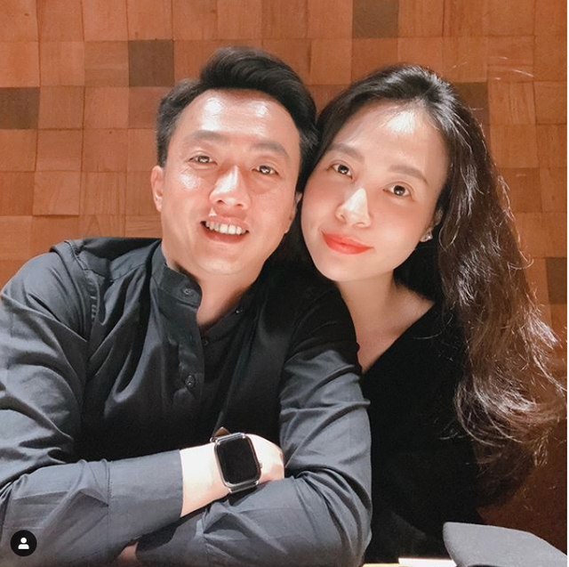 Cường Đôla ngày càng yêu chiều vợ, tặng nhẫn kim cương đầu năm - 4 Cường Đôla ngày càng yêu chiều vợ, tặng nhẫn kim cương đầu năm - 4