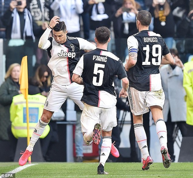 C.Ronaldo không thể ngừng ghi bàn, Juventus xây chắc ngôi đầu - 3 C.Ronaldo không thể ngừng ghi bàn, Juventus xây chắc ngôi đầu - 3