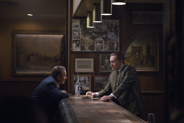 “The Irishman”: Sau cùng, ai cũng có chung một kết thúc, kể cả trùm gangster