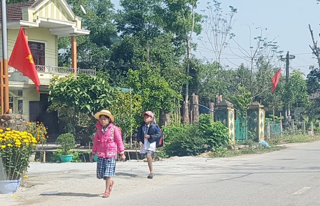 Thừa Thiên Huế: Nhiều phụ huynh cho con nghỉ học để tránh dịch Corona - 3 Thừa Thiên Huế: Nhiều phụ huynh cho con nghỉ học để tránh dịch Corona - 3