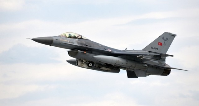 Thổ Nhĩ Kỳ điều F-16 đáp trả cáo buộc Syria tấn công chết 4 quân nhân - 1 Thổ Nhĩ Kỳ điều F-16 đáp trả cáo buộc Syria tấn công chết 4 quân nhân - 1