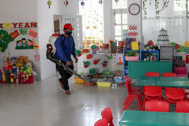 Đà Nẵng phun thuốc khử trùng 100% trường học phòng dịch Corona - 3 Đà Nẵng phun thuốc khử trùng 100% trường học phòng dịch Corona - 3
