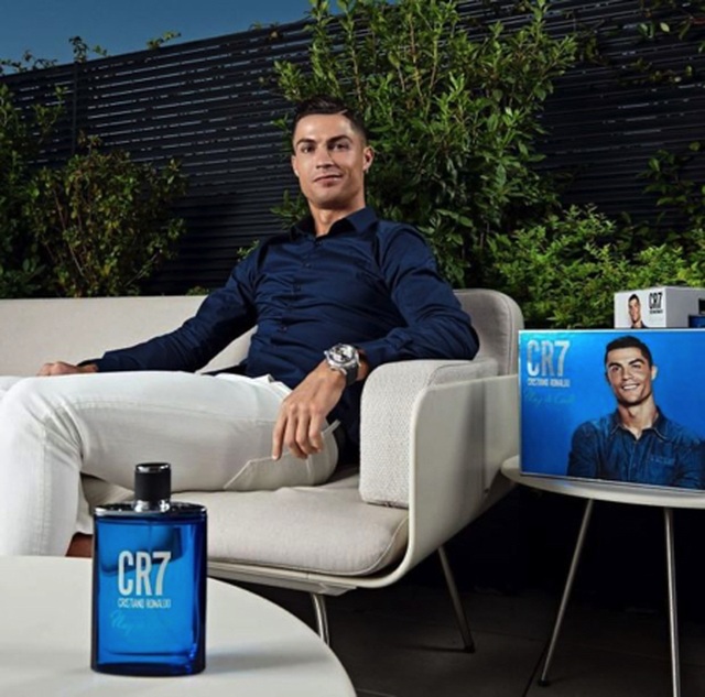 Những lần C.Ronaldo khiến cộng đồng mạng dậy sóng vì quá… lạ kỳ - Ảnh minh hoạ 7