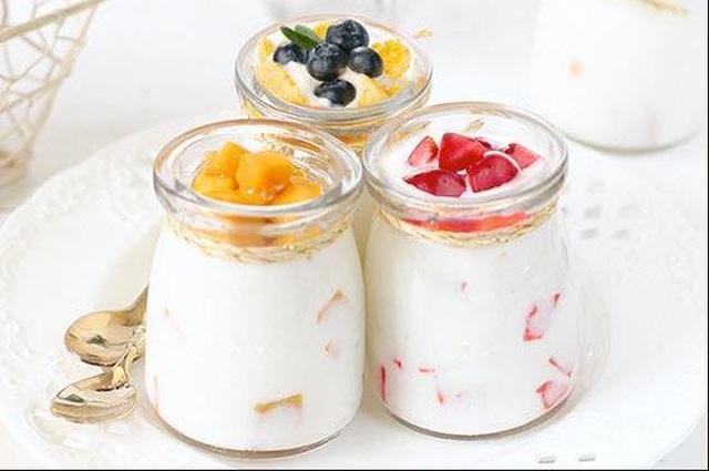 Cách phòng ngừa ung thư vú đơn giản và rẻ tiền nhất chính là…ăn sữa chua - 1 Cách phòng ngừa ung thư vú đơn giản và rẻ tiền nhất chính là…ăn sữa chua - 1