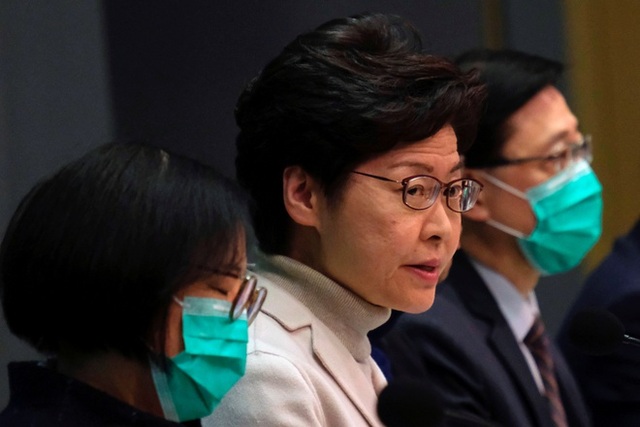 Lãnh đạo Hong Kong kêu gọi quan chức để dành khẩu trang cho đội ngũ y tế - 1 Lãnh đạo Hong Kong kêu gọi quan chức để dành khẩu trang cho đội ngũ y tế - 1