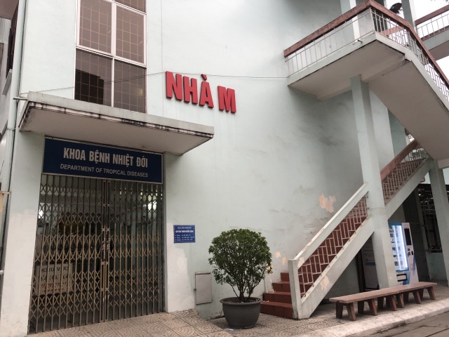 Thực hiện cách ly y tế đối với bố đẻ ca thứ 17 dương tính với Covid-19 - 1