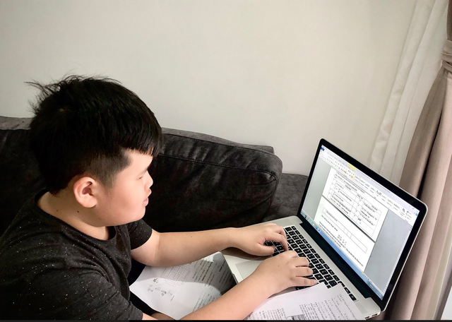 Trường học căng mình triển khai dạy online trong dịch virus corona - 7 Trường học căng mình triển khai dạy online trong dịch virus corona - 7