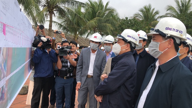 Bộ trưởng GTVT: Không vì lý do dịch bệnh mà trễ hẹn cầu Cửa Hội - 1 Bộ trưởng GTVT: Không vì lý do dịch bệnh mà trễ hẹn cầu Cửa Hội - 1