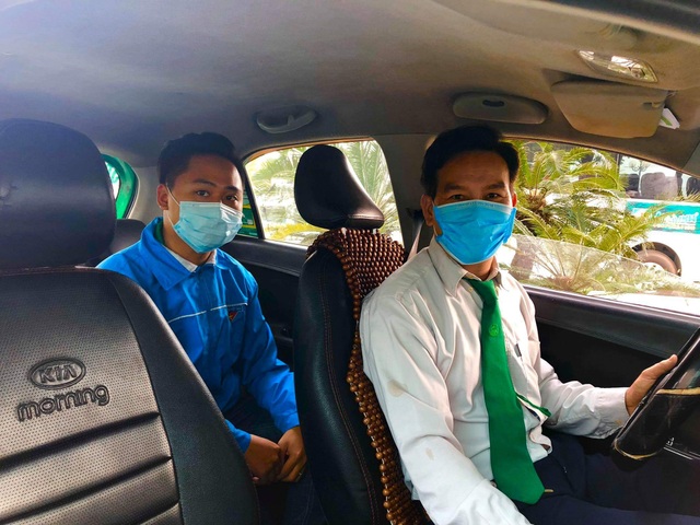 Taxi Mai Linh chi 7 tỷ đồng mua khẩu trang, nước rửa tay phục vụ khách hàng - 2 Taxi Mai Linh chi 7 tỷ đồng mua khẩu trang, nước rửa tay phục vụ khách hàng - 2