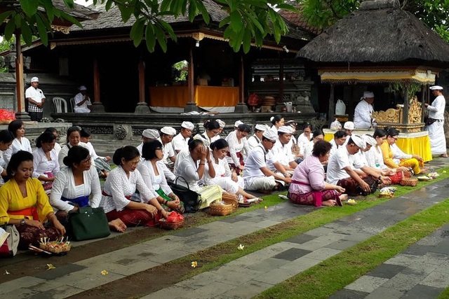 Tổ chức cầu nguyện khi 15.000 khách Trung Quốc hủy tour vì dịch bệnh - 1 Tổ chức cầu nguyện khi 15.000 khách Trung Quốc hủy tour vì dịch bệnh - 1