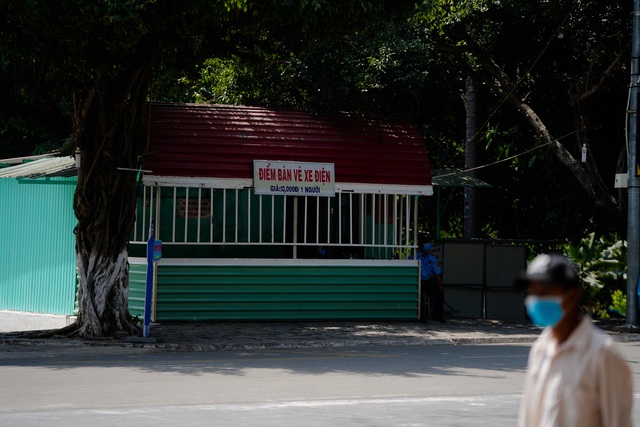 Sợ dịch cúm nCoV: Du khách về núi Bà Đen ít chưa từng thấy - 7